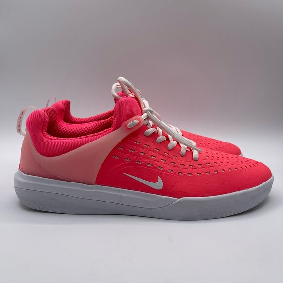 Nike Men's SZ 10 SB Zoom Nyjah 3 Skate Shoes Hot Punch Pink DV7896-600 Sneakers - Picture 1 of 9